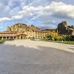 Grand Meteora Hotel 5*