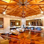 Grand Meteora Hotel