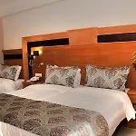 Grand Meteora Hotel