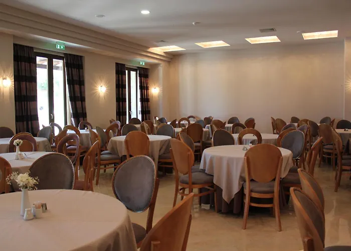 Grand Meteora 5* Kalambaka